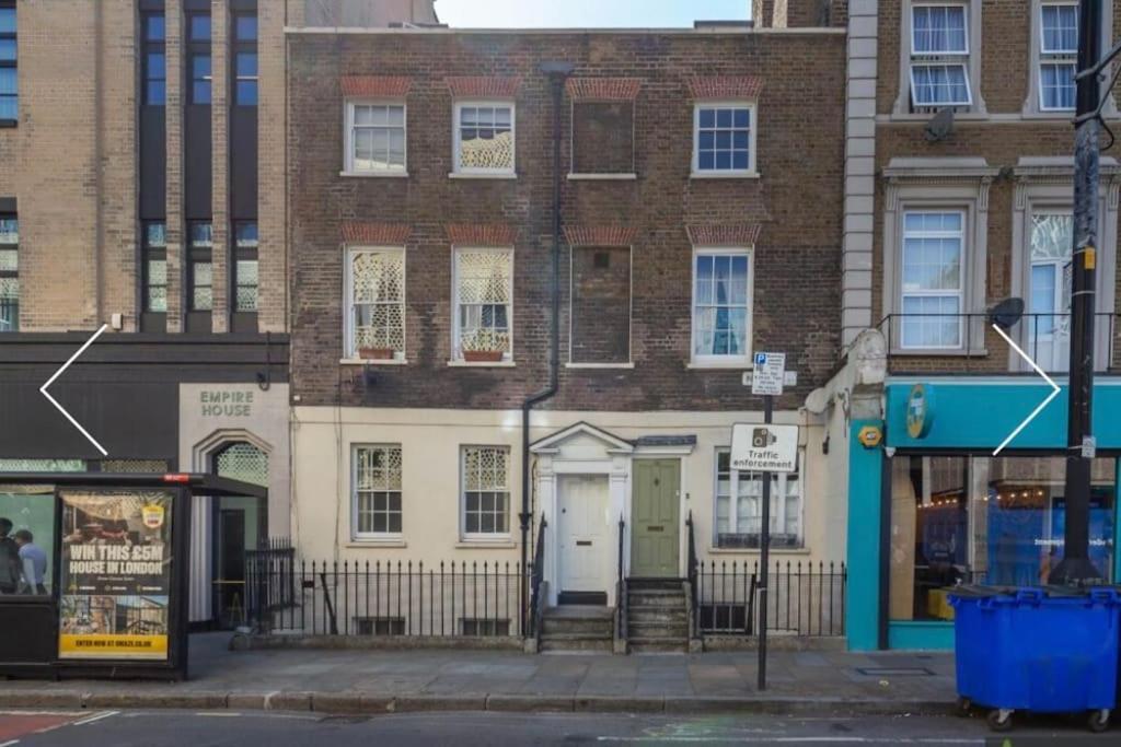 Gorgeous 2bed House In New Road Londra